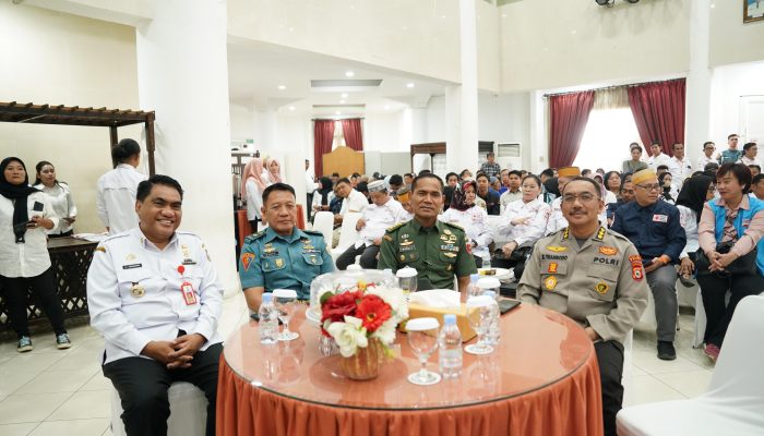 Kakesdam XIV/Hsn Menghadiri Pelantikan Dewan Kehormatan dan Pengurus PMI Kota Makassar Periode 2024 – 2029