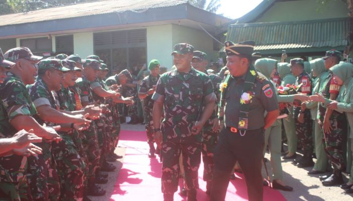 Pangdam XIV/Hsn Kunker di Makodim 1413/Buton