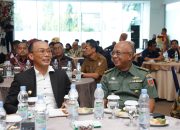 Pamen Ahli Bidang Sishanneg Poksahli Pangdam XIV/Hsn Menghadiri Seminar Ekonomi Harmoni Kolaborasi Untuk Ekonomi Sulsel Maju dan Berkualitas