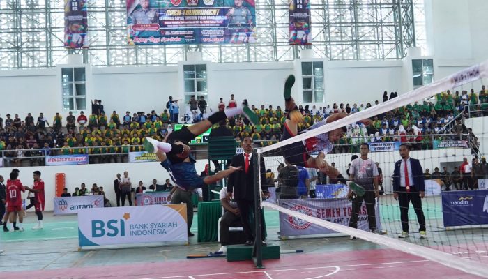 Pertandingan 32 Besar Kejurnas Sepak Takraw Piala Panglima TNI di Hari Kedua