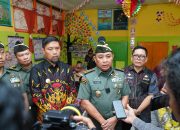 Peduli Anak Sekolah, Pangdam XIV/Hsn Berikan Makan Siang Bergizi, Alat Tulis dan Seragam Sekolah Dengan Gratis