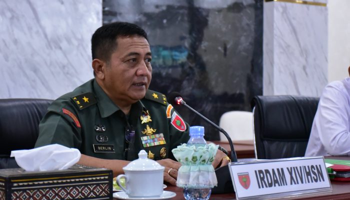 Irdam XIV/Hsn Memimpin Entry Meeting Pemeriksaan Fisik Materiil Pengadaan Barang/Jasa di Jajaran Kodam XIV/Hsn TA 2024