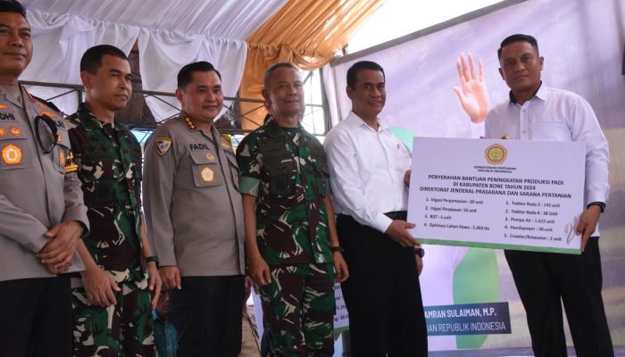 Kasdam XIV/Hsn Mendampingi Kunker Mentan RI di Kabupaten Bone