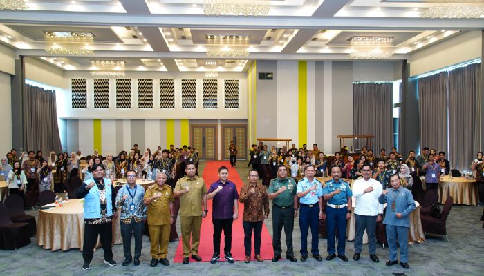 Irdam XIV/Hsn Menghadiri Pembukaan Kelas Pemuda dan LSM Antikorupsi