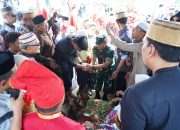 Kasdam XIV/Hsn Mengikuti Sholat Jenazah dan Prosesi Pemakaman Alm. Raja Gowa ke-38