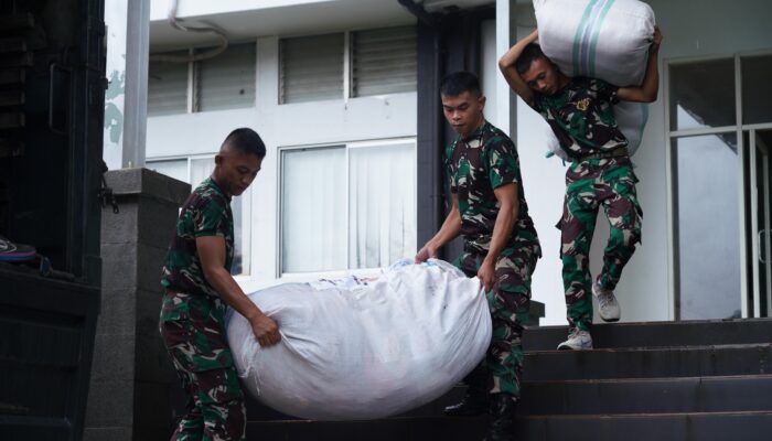 Kodam XIV/Hsn Kirim Bantuan untuk Masyarakat Papua