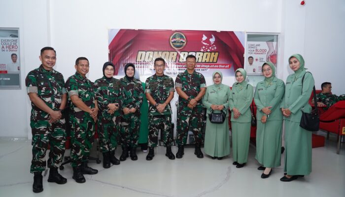 Rangkaian HUT ke-74 Penerangan Angkatan Darat: Pendam XIV/Hsn Gelar Donor Darah dan Anjangsana