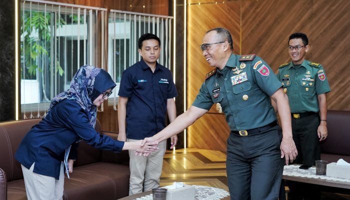Pangdam XIV/Hasanuddin Terima Kunjungan Pimpinan Bulog Sulselbar Bahas Kerjasama Penyerapan Gabah Petani Oleh Bulog