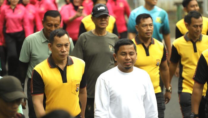 Sambut HUT Bhayangkara ke-79 di Parepare Dihiasi Jalan Sehat