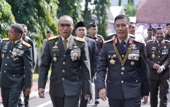 Pangdam XIV/Hsn Hadiri Upacara Peringatan Hari Bhayangkara ke-79 di Mapolda Sulsel