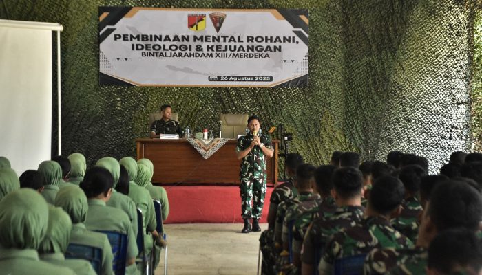 Yon Armed 19/Bogani Mendapat  Pembinaan Mental Rohani, Ideologi, dan Kejuangan dari Dinas Bintaljarahdam XIII/Merdeka