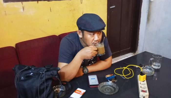 Warkop Siama di Jalan Tarakan, Menyeduh Kopi dan Meracik Terapi Kehangatan