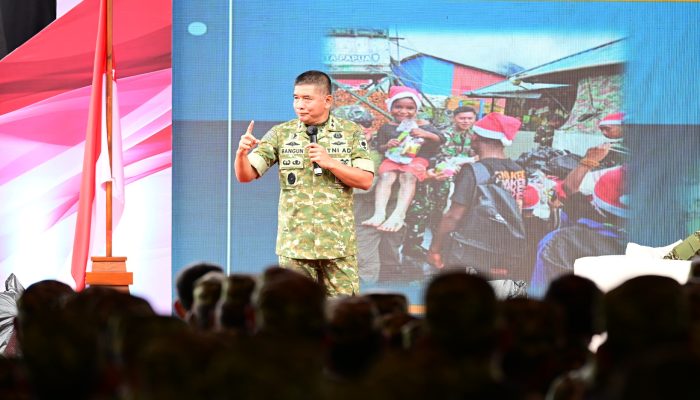 Pangdam XIV/Hsn Dorong Kepemimpinan Profesional dan Berintegritas Kepada Kades se-Sulsel